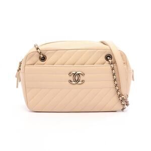 Chanel (CHANEL) Bias Stitch Antique Gold Hardware Shoulder Bag/Handbag, Leath...